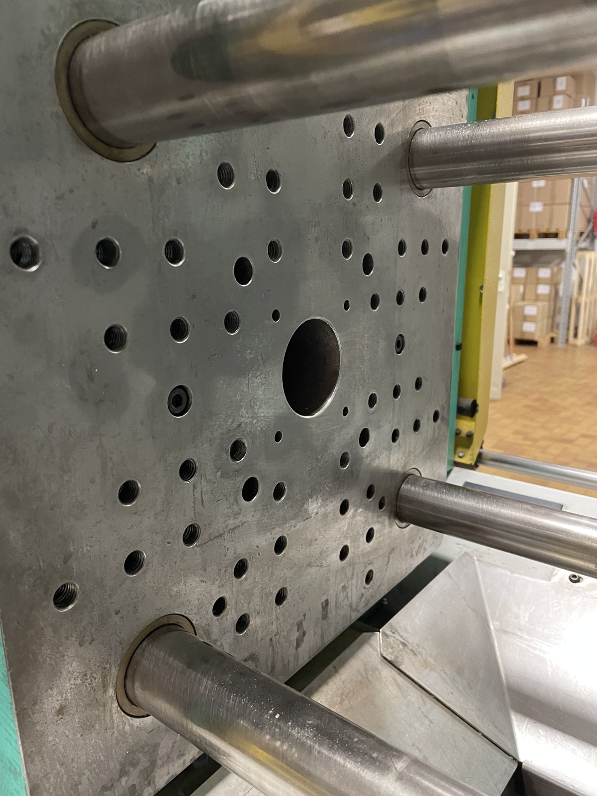 arburg_220s_aufspannplatte_2